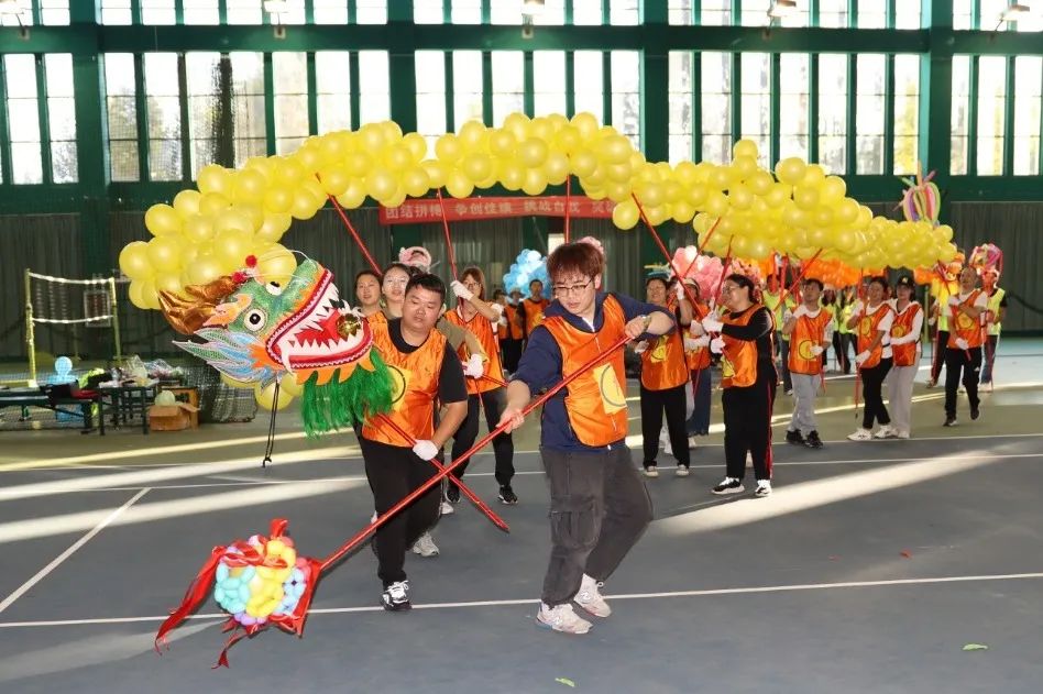 “同心同行，聚力共贏”安利醫(yī)院?jiǎn)T工拓展訓(xùn)練!